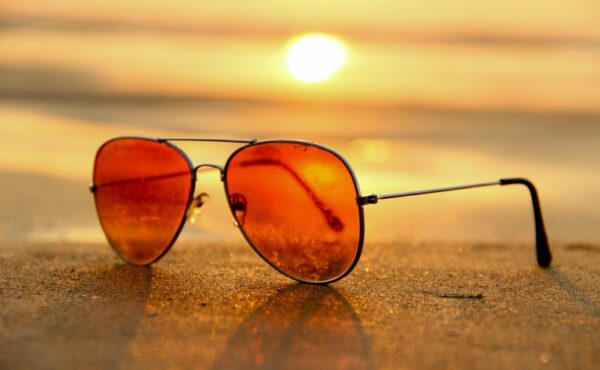 Jak działają filtry w okularach przeciwsłonecznych?