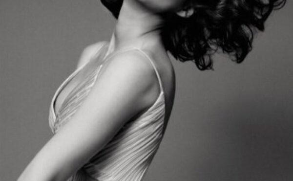 Marion Cotillard po raz kolejny w kampanii Dior