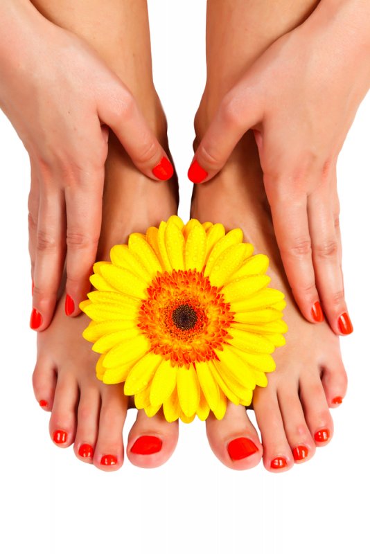 Piękne dłonie i stopy – wizytówką każdej kobiety!