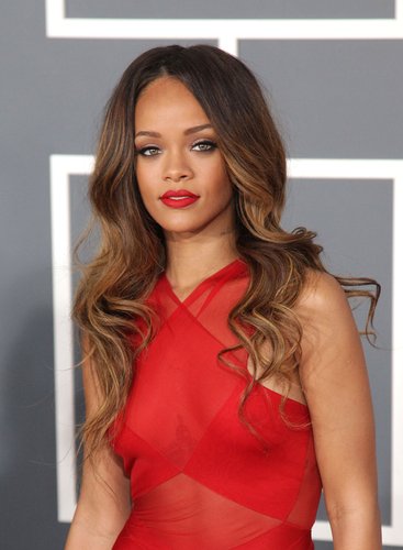 Rihanna podbija świat mody!