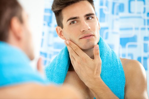 Czym można zastąpić kremy i balsamy po goleniu?