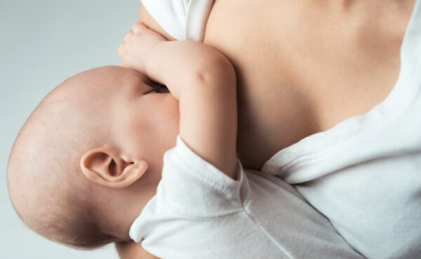 Nawet kilkanaście miliardów komórek macierzystych dziennie przyjmuje dziecko karmione mlekiem matki