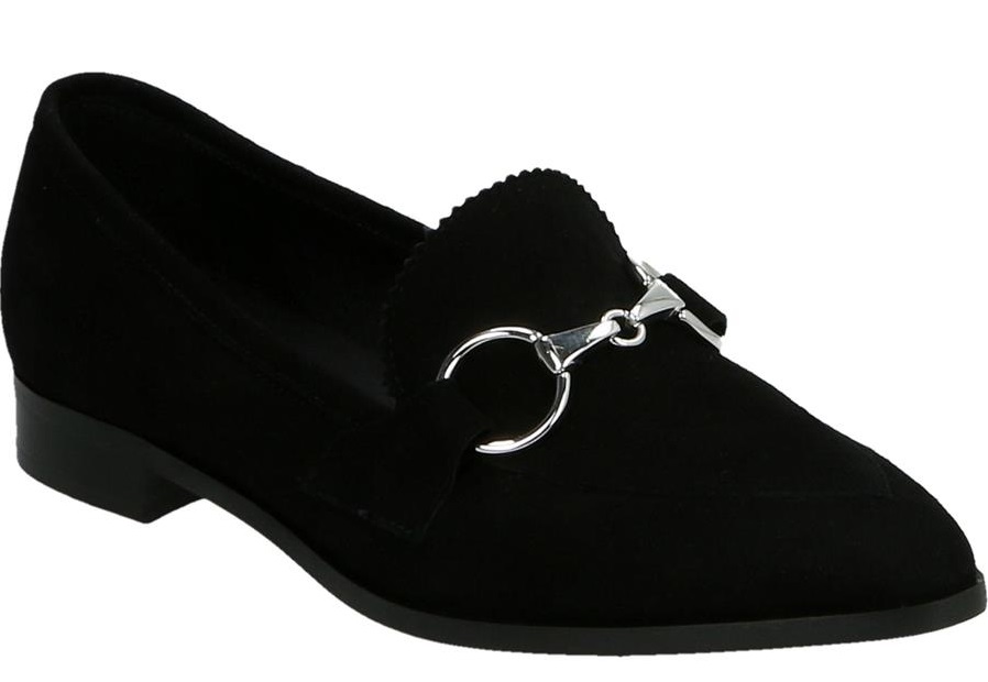 Klasa biznes. Jakie buty wybrać do pracy w biurze?