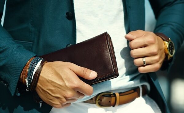 Skórzana galanteria męska. Co jest teraz na czasie?