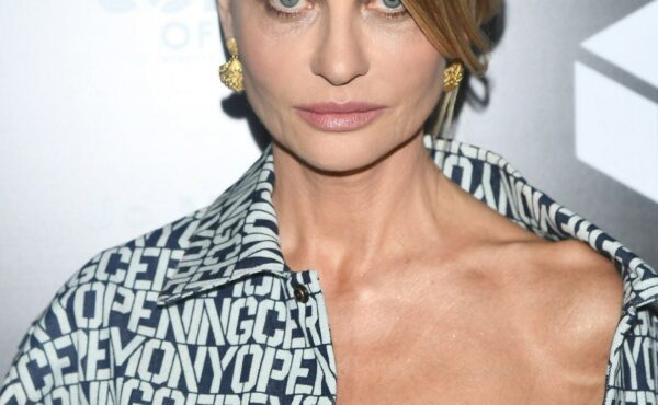 Ona wygląda lepiej niż kiedykolwiek! Oto sekrety Anety Kręglickiej na smukłą sylwetkę – czy odważysz się je wypróbować?