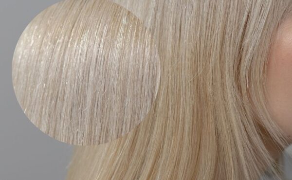 Dlaczego włosy siwieją? Jakie są przyczyny i jak temu zapobiegać?