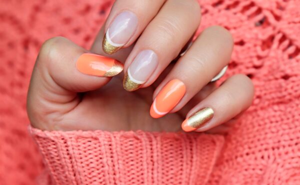 Ten hitowy kolor podbija świat manicure! Zgadniesz, który odcień zachwyci wszystkich tej wiosny i lata?