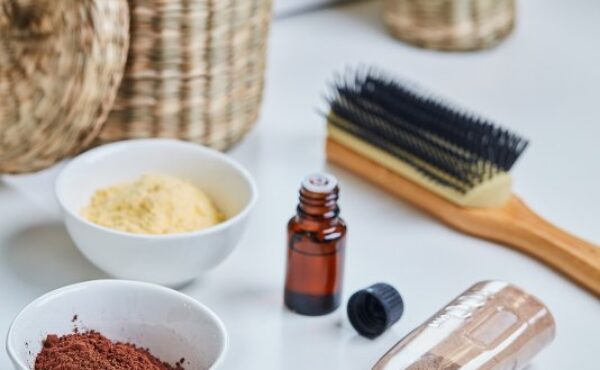 Jak wyglądać pięknie w karnawale? Paulina Krupińska poleca domowe kosmetyki