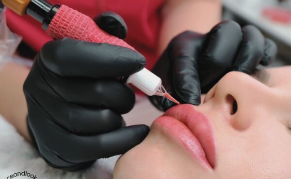 WSZYSTKO O MAKIJAŻU PERMANENTNYM UST