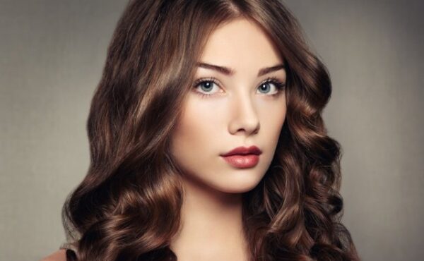 Delikatna i permanentna koloryzacja