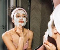 Kosmetyki do cery trądzikowej – na co zwracać uwagę ?