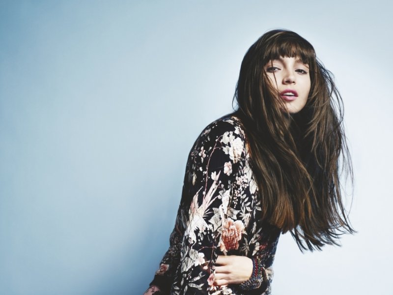 Modne fryzury i kolory! Pięć trendów według blogerów