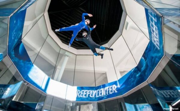 NA PRZEKÓR GRAWITACJI