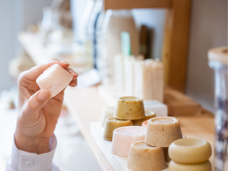 Kosmetyki przyjazne zwierzętom – wybierz świadomie!