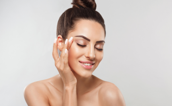 Dlaczego nawilżanie jest kluczowe dla cery tłustej?