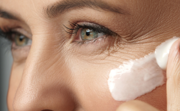 Innowacja przeciwstarzeniowa – skuteczniejsza niż retinol!