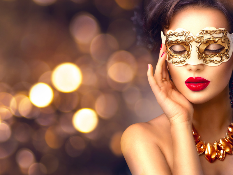 Perfekcyjna pielęgnacja i subtelne rozświetlenie! Efekt glow w centrum karnawałowych spotkań