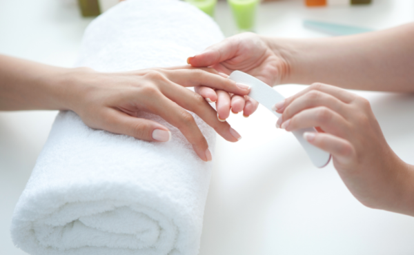 Manicure hybrydowy krok po kroku!