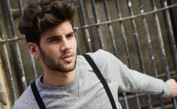 Męskie metamorfozy 2018. Najmodniejsze fryzury