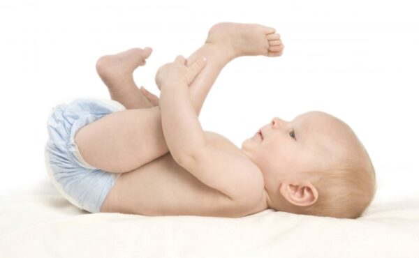 Pieluszki jednorazowe kontra wielorazowe – które z nich są bezpieczniejsze?